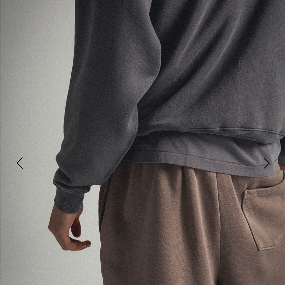 Elwood Core Sweatshorts - M, Vintage Brown - Picture 3 of 9